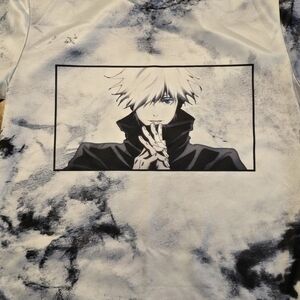 Graphic Anime JuJutsu Kaisen T-Shirt in Black and White